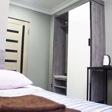 Hotel Tahar Алматы Экстерьер фото