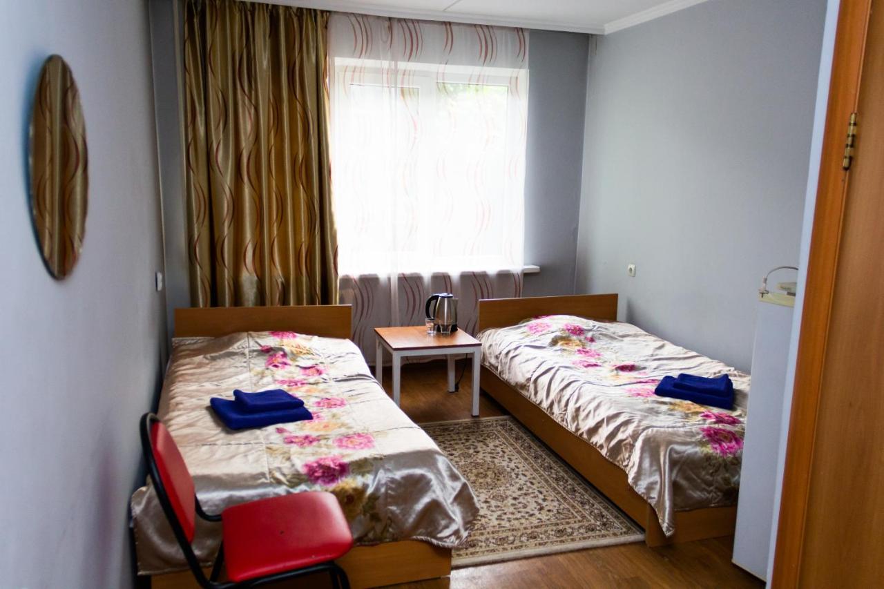 Hotel Tahar Алматы Экстерьер фото