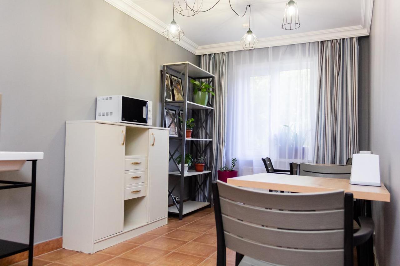 Hotel Tahar Алматы Экстерьер фото