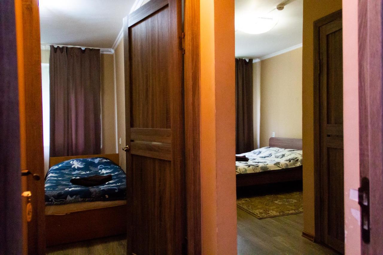Hotel Tahar Алматы Экстерьер фото