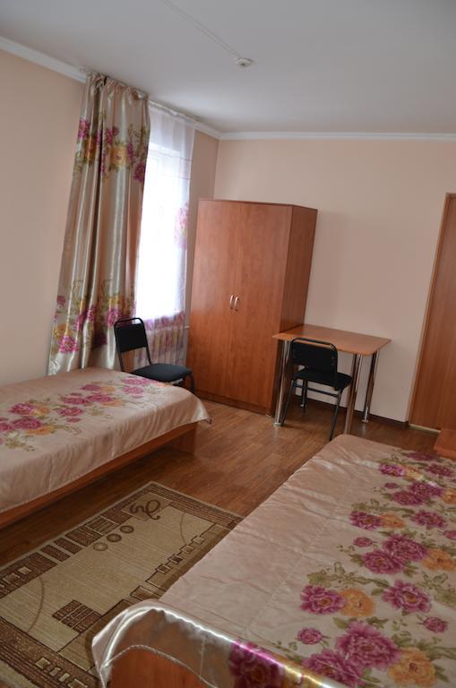 Hotel Tahar Алматы Экстерьер фото